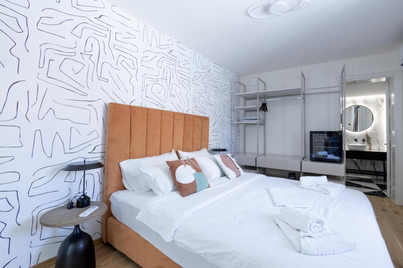Meno Suite With Private Terrace - Jaccuzzi, Acropolis View Atenas Exterior foto